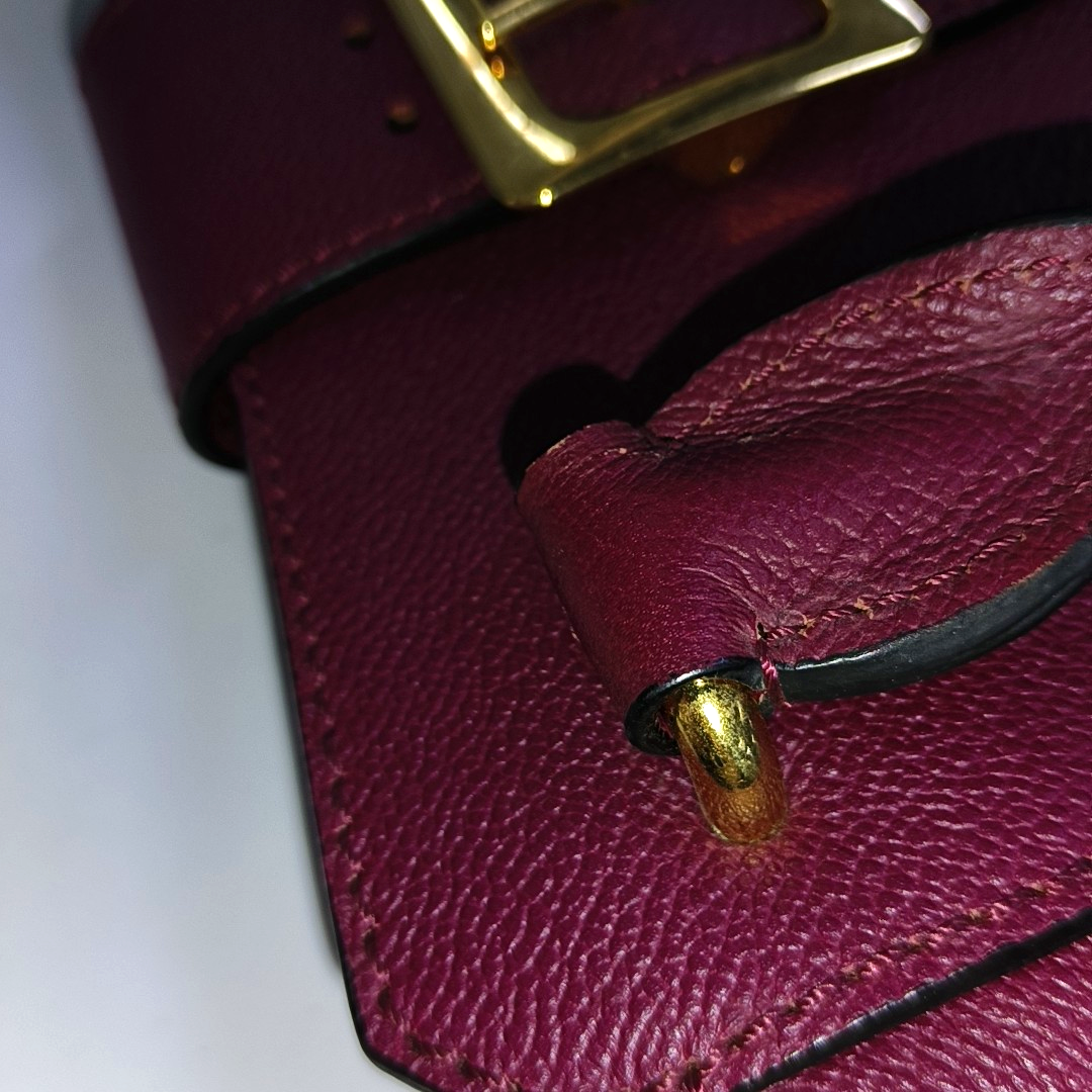 BURBERRY Buckle Burgundy Leather Single Shoulder Bag Golden hardware Removable shoulder strap-(SKU)-940108439