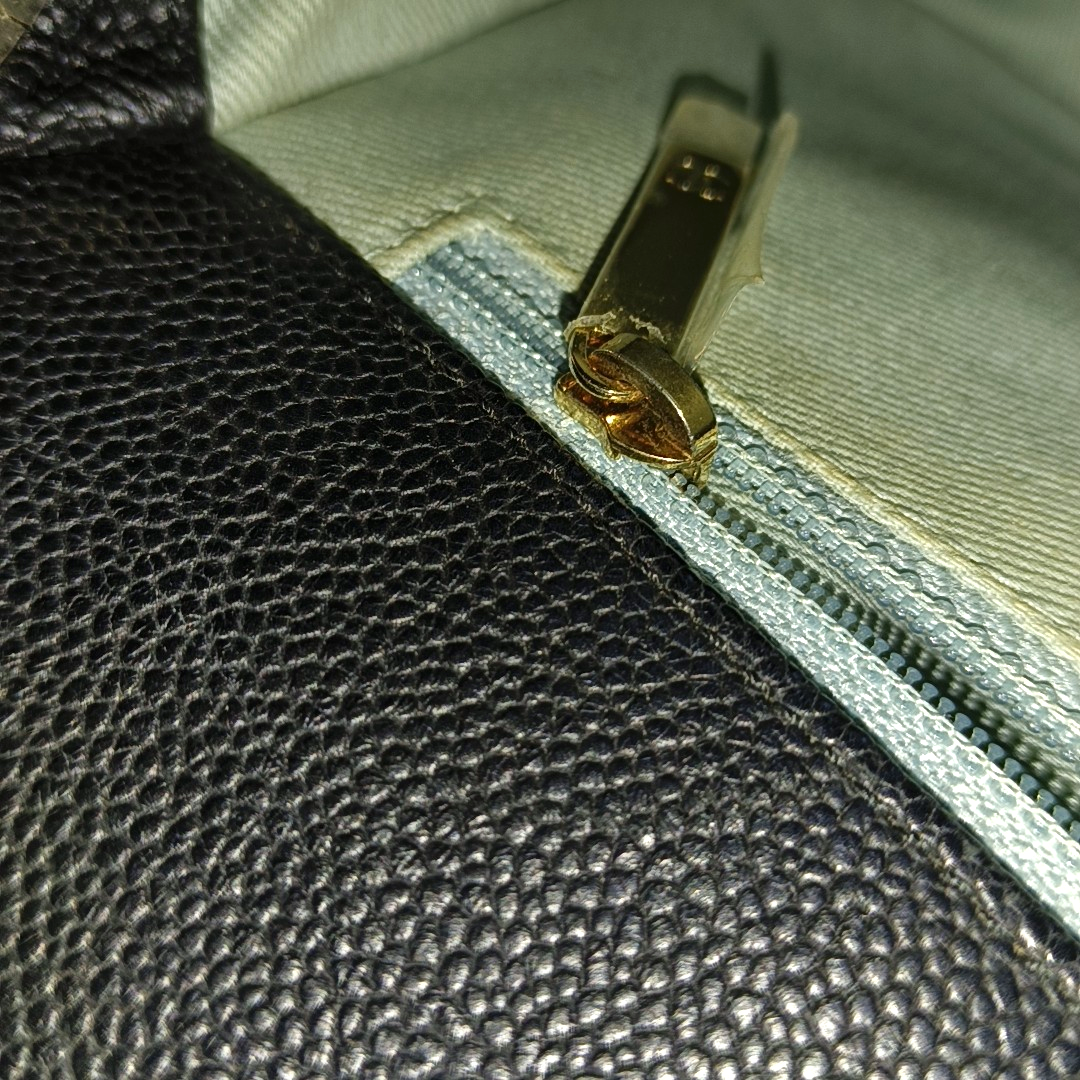 CHANEL THREAD AROUND Medium Black Calfskin Quilted Chevron Single Shoulder Bag Handbag Detachable Strap-(SKU)-954093937