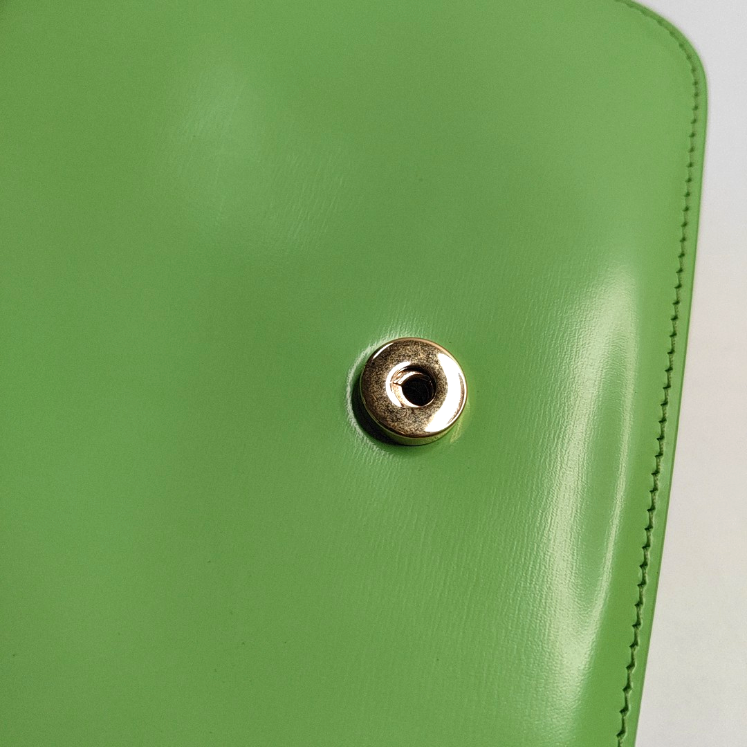 CELINE TRIOMPHE Small Green Calfskin Quilted Crossbody Shoulder Bag Golden Hardware-(SKU)-952956931