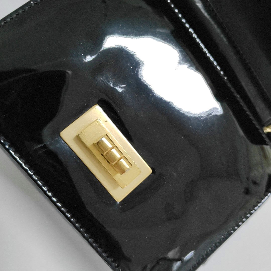 CHANEL 2.55 Black Patent Leather Single Shoulder Bag Crossbody Bag Golden Hardware 12 Clasp-(SKU)-956888916