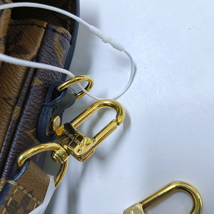 LOUIS VUITTON MÉTIS Medium Multicolor Monogram Canvas Messenger Bag with Shoulder Strap and Handle, Gold Hardware, Detachable Strap-(SKU)-961329284