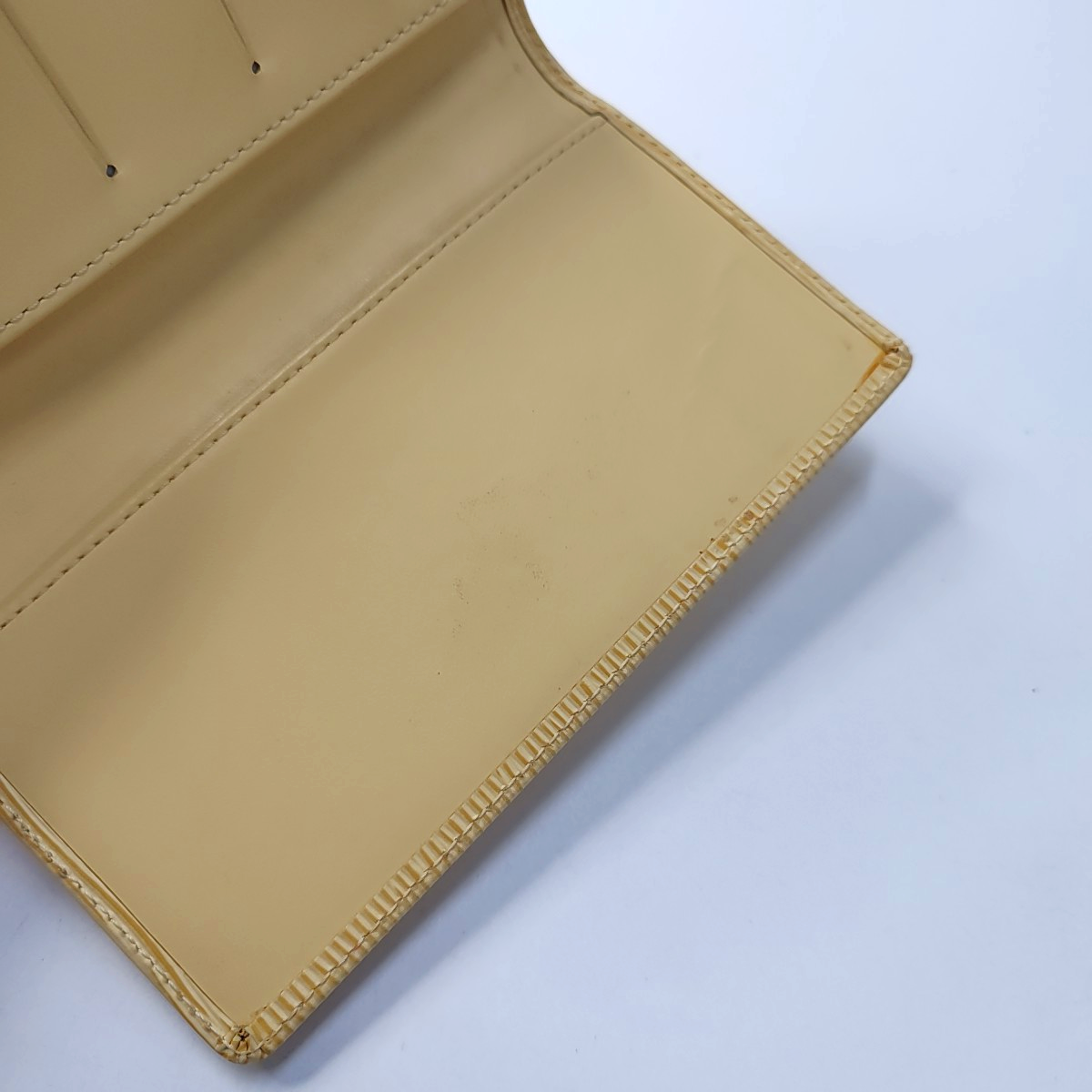 LOUIS VUITTON 黄色EPI牛皮水波纹钱包-(SKU)-943224397