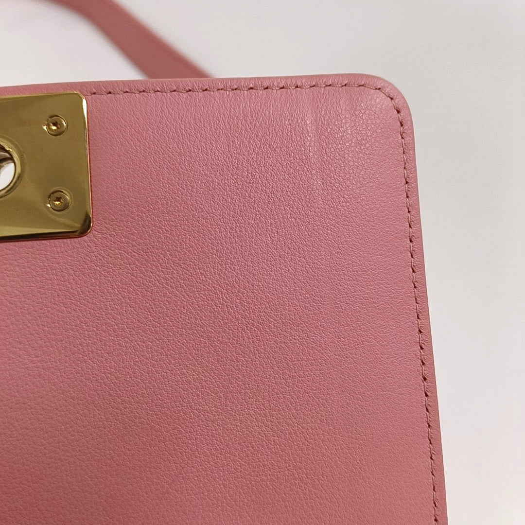 CHANEL BOY CHANEL Pink Tweed Quilted Crossbody Shoulder Bag with Golden Hardware, 27K, Detachable Strap-(SKU)-968690690