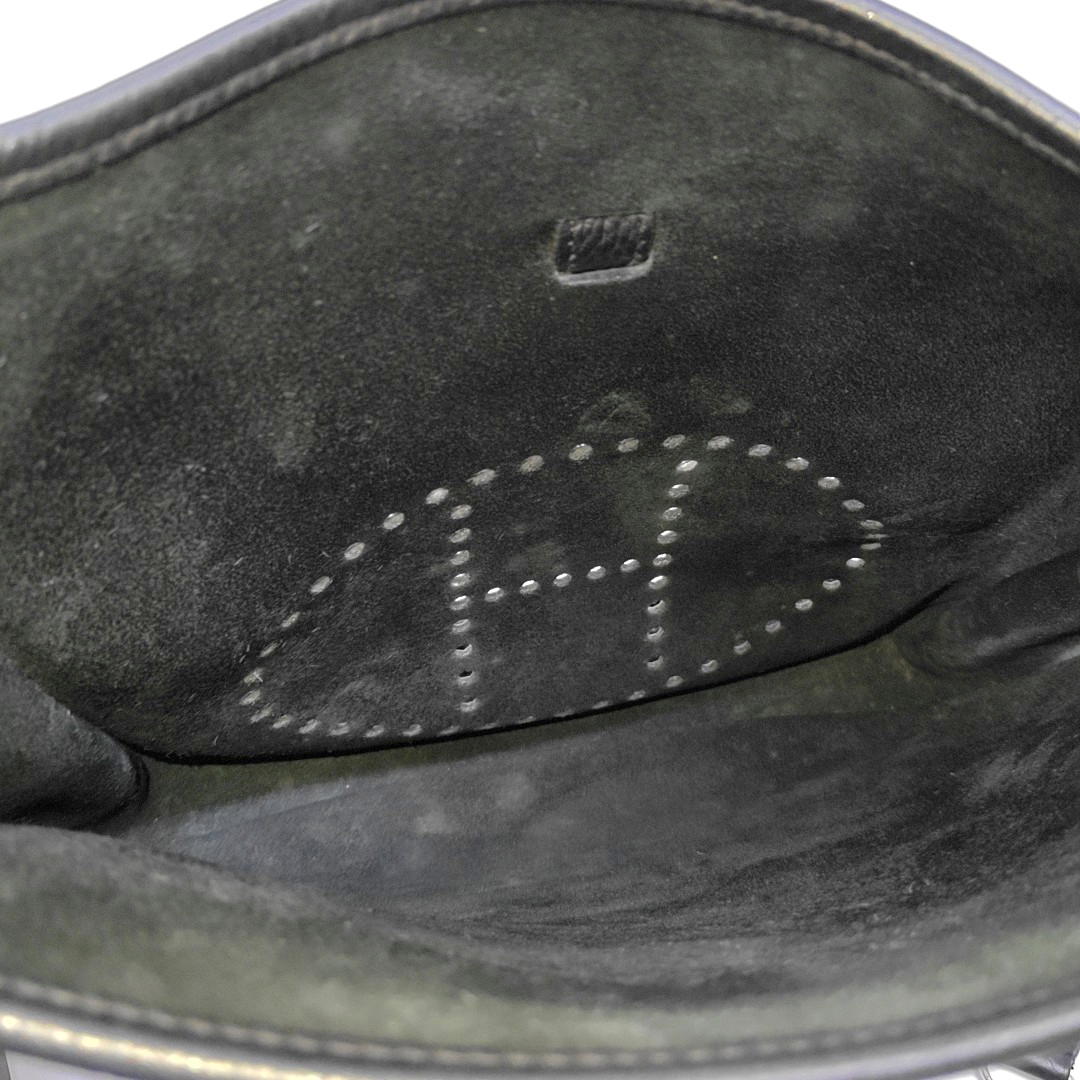 HERMÈS Evelyne GM Black Clemence Leather Shoulder Bag with Silver Hardware-(SKU)-964794155