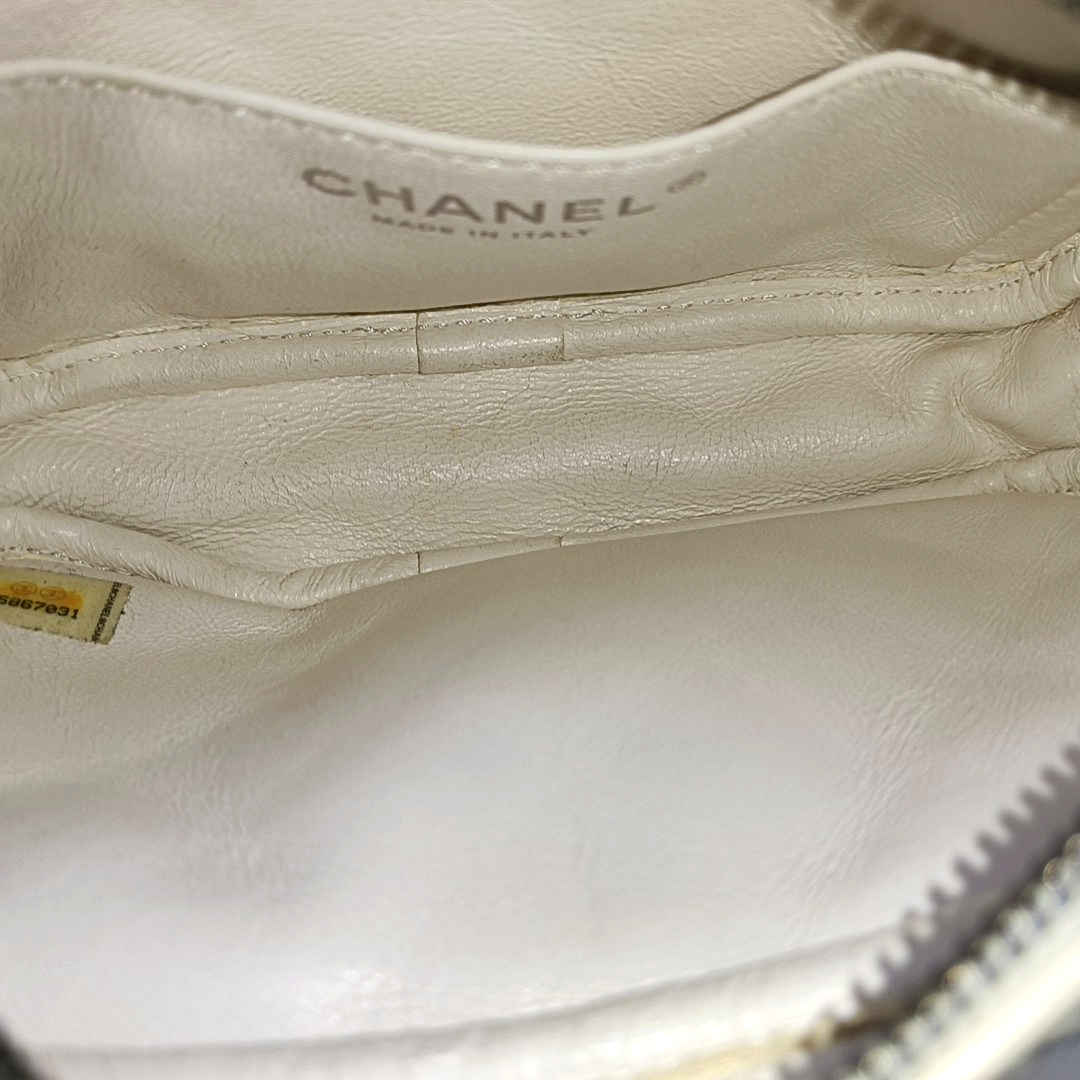 CHANEL 2.55 White Calfskin Quilted Crossbody Shoulder Bag Palladium Hardware 25 Flap-(SKU)-951553361