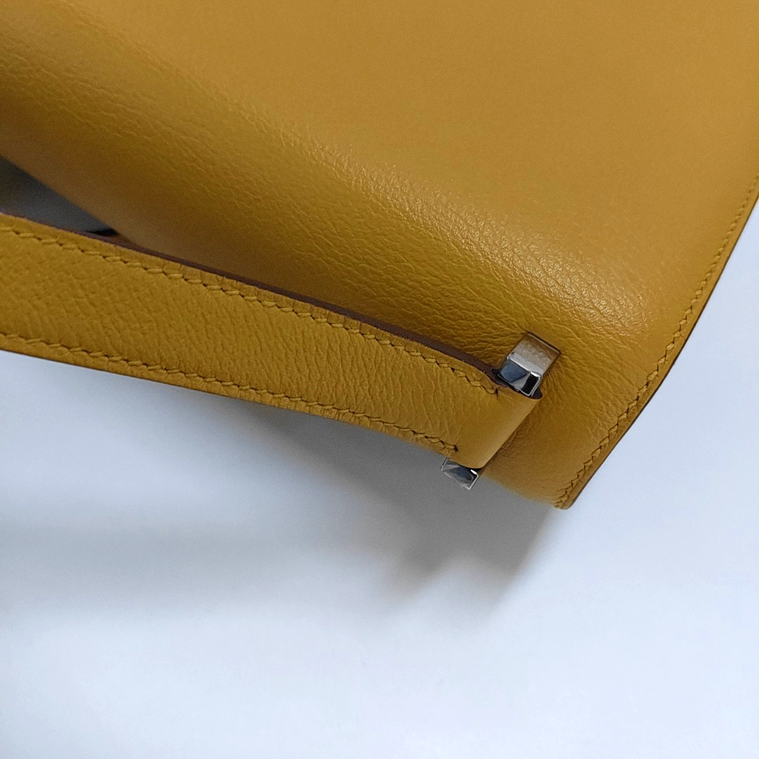 HERMÈS 2002 20 Amber Yellow Evercolor Calfskin Crossbody Shoulder Bag with Silver Hardware, C-(SKU)-957461966