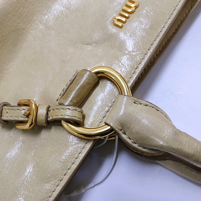 Miu Miu Tote bag Yellow Cowhide Single Shoulder Handbag Crossbody Bag Golden hardware Removable shoulder strap-(SKU)-958319831