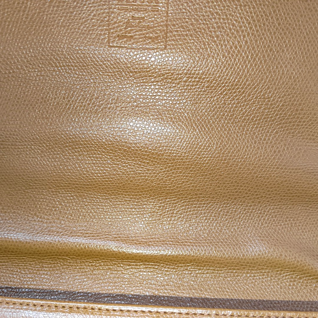 MCM Brown Cowhide Single Shoulder Bag Tote Golden hardware-(SKU)-930978260