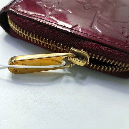 LOUIS VUITTON Burgundy Cowhide Monogram Embossed Wallet Golden hardware-(SKU)-956443743
