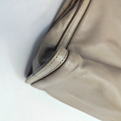 LOEWE Khaki Leather Single Shoulder Bag Tote Bag Golden hardware-(SKU)-958988602