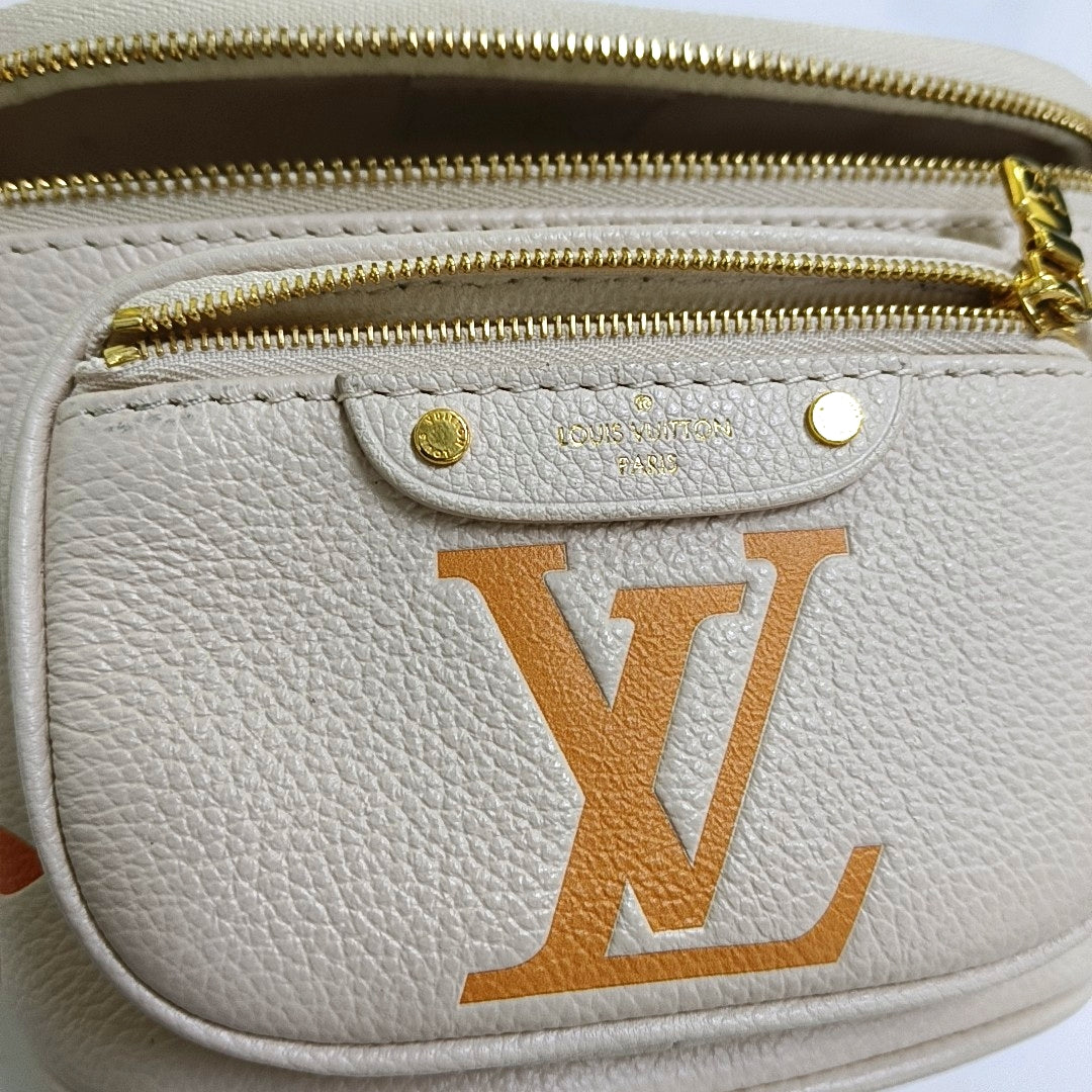 LOUIS VUITTON GRADIENT Mini Beige Leather Monogram Vernis Crossbody Shoulder Bag Hobo Bag with Gold Hardware and 2 Detachable Straps-(SKU)-967336179