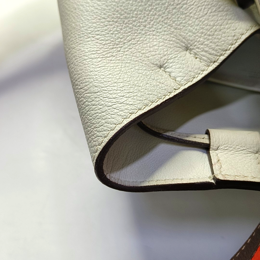 HERMÈS Licol 17 Glacier White Evercolor Leather Shoulder Bag with Silver Hardware, C-(SKU)-945823403