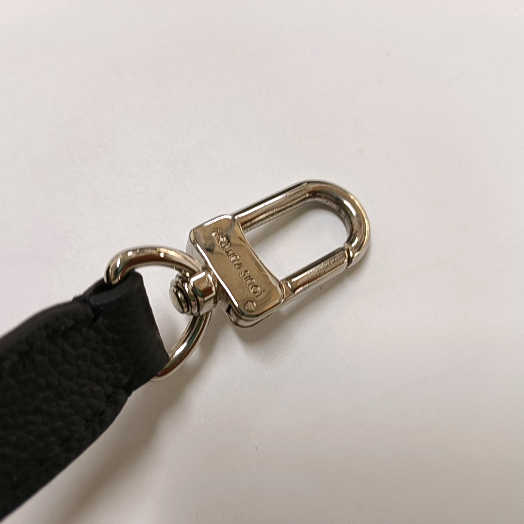 LOUIS VUITTON BUCI Black EPI Calfskin Water Ripple Pattern Single Shoulder Bag Crossbody Handbag Silver Hardware Removable Shoulder Strap Complete Accessories-(SKU)-964733197