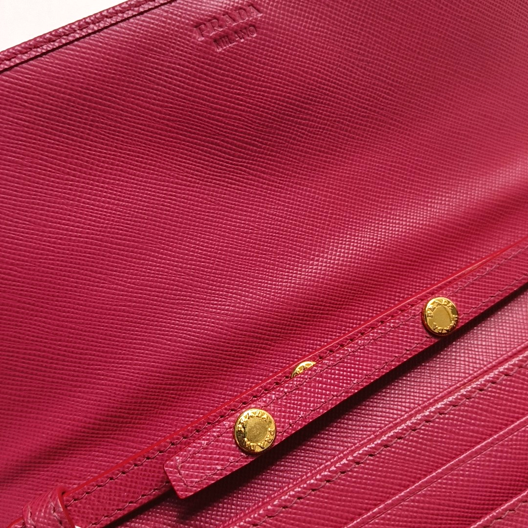 PRADA Pink Cowhide Crosshatch Crossbody and Shoulder Bag Golden hardware Removable shoulder strap-(SKU)-956276892