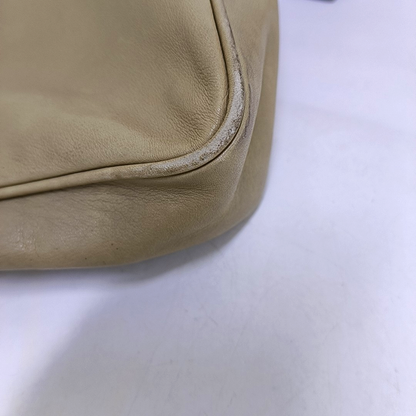 GUCCI Khaki Cowhide Handbag Golden hardware-(SKU)-958886469