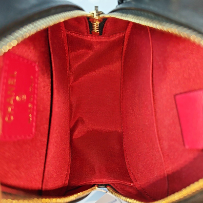 CHANEL CHANEL 19 Black Lamb Skin Quilted Matelassé Shoulder Bag Crossbody Bag Handbag Golden Silver Rutenium Hardware 30 Clasp-(SKU)-962948228