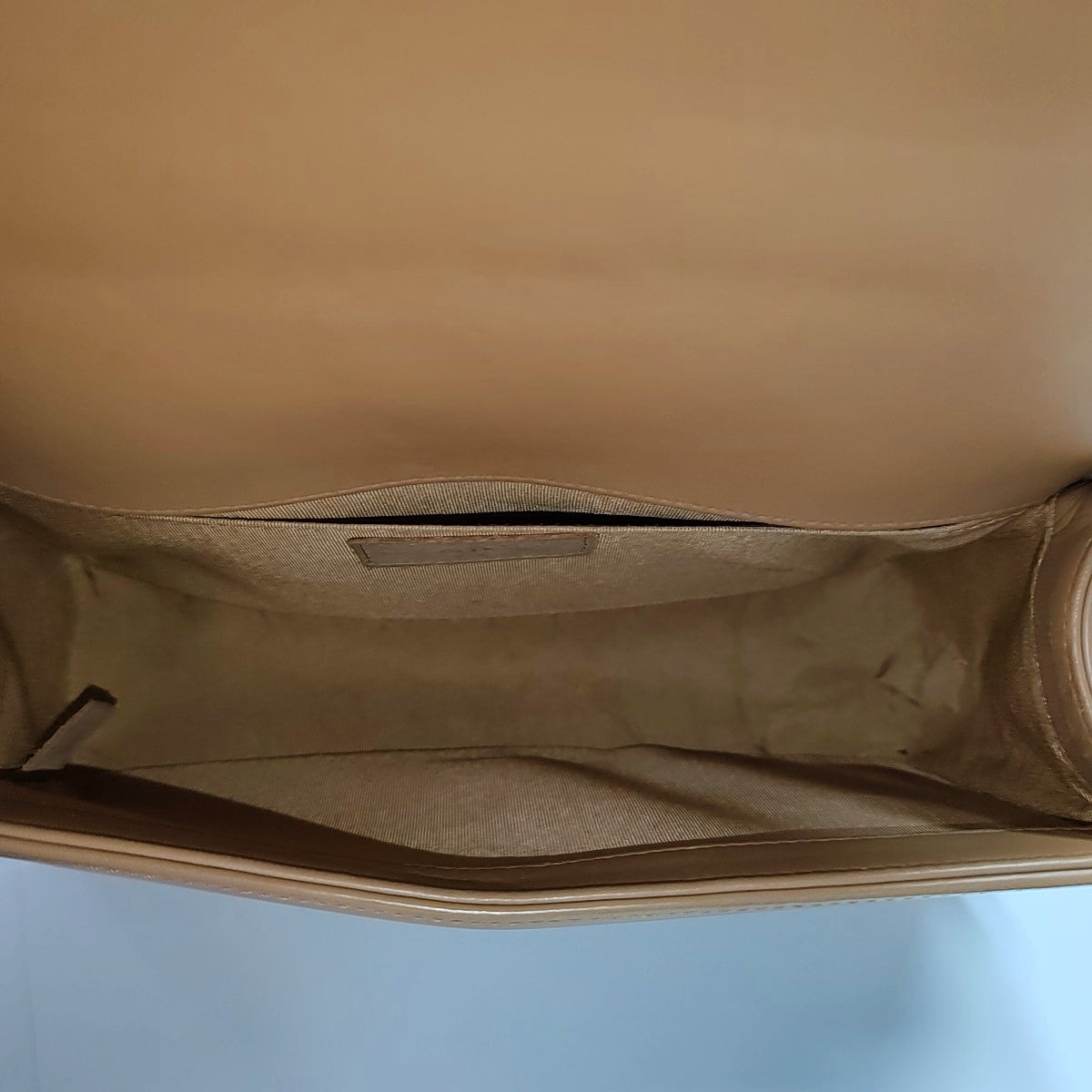 CHANEL BOY CHANEL Medium Brown Patent Leather Quilted Shoulder Bag Crossbody Bag with Detachable Strap Gold Hardware 22 Compartments-(SKU)-971345754