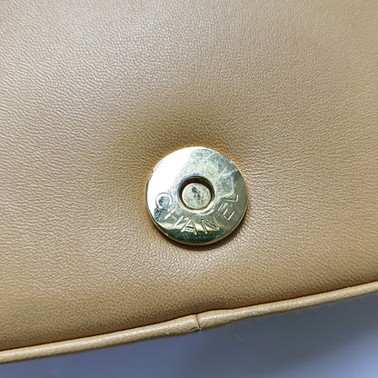 CHANEL CHOCOLATE BAR Khaki Lamb Skin Ice Grain Single Shoulder Bag with Gold Hardware, 8 Clasp-(SKU)-967802267