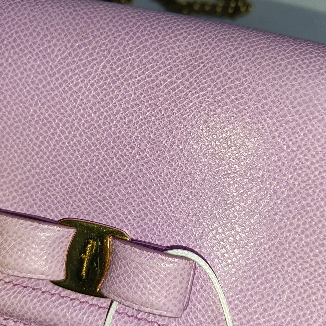 FERRAGAMO Ginny Purple Calf Leather Crossbody Bag Golden hardware Removable shoulder strap-(SKU)-940121051
