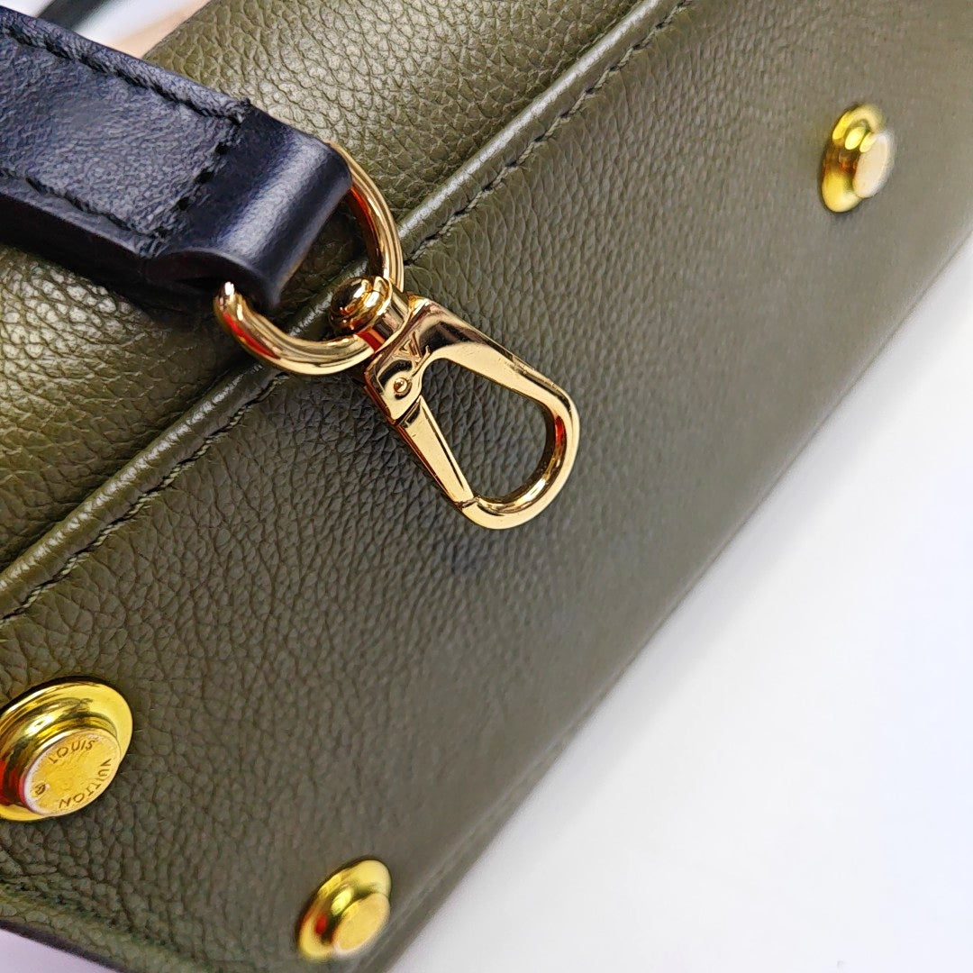 LOUIS VUITTON ON MY SIDE Medium Size Green Calfskin Monogram Single Shoulder Bag Handbag Gold Hardware Removable Shoulder Strap-(SKU)-968040035