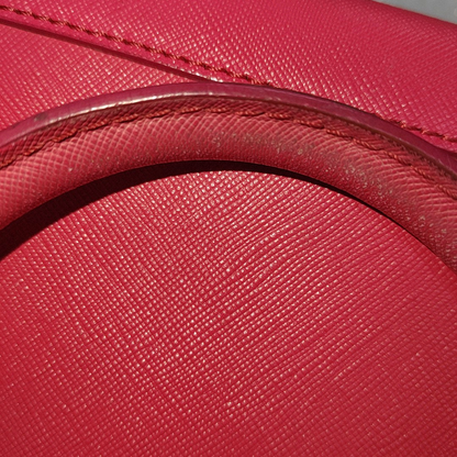 MCM NUOVO Red Leather Embossed Shoulder Bag Tote Bag Crossbody Bag Golden hardware Removable shoulder strap-(SKU)-14100965