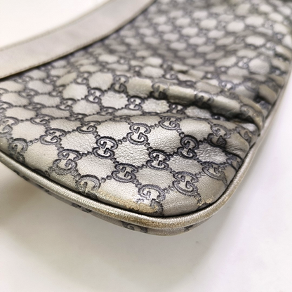 GUCCI Silver Cowhide Monogrammed Embossed Clutch Golden hardware-(SKU)-951850185