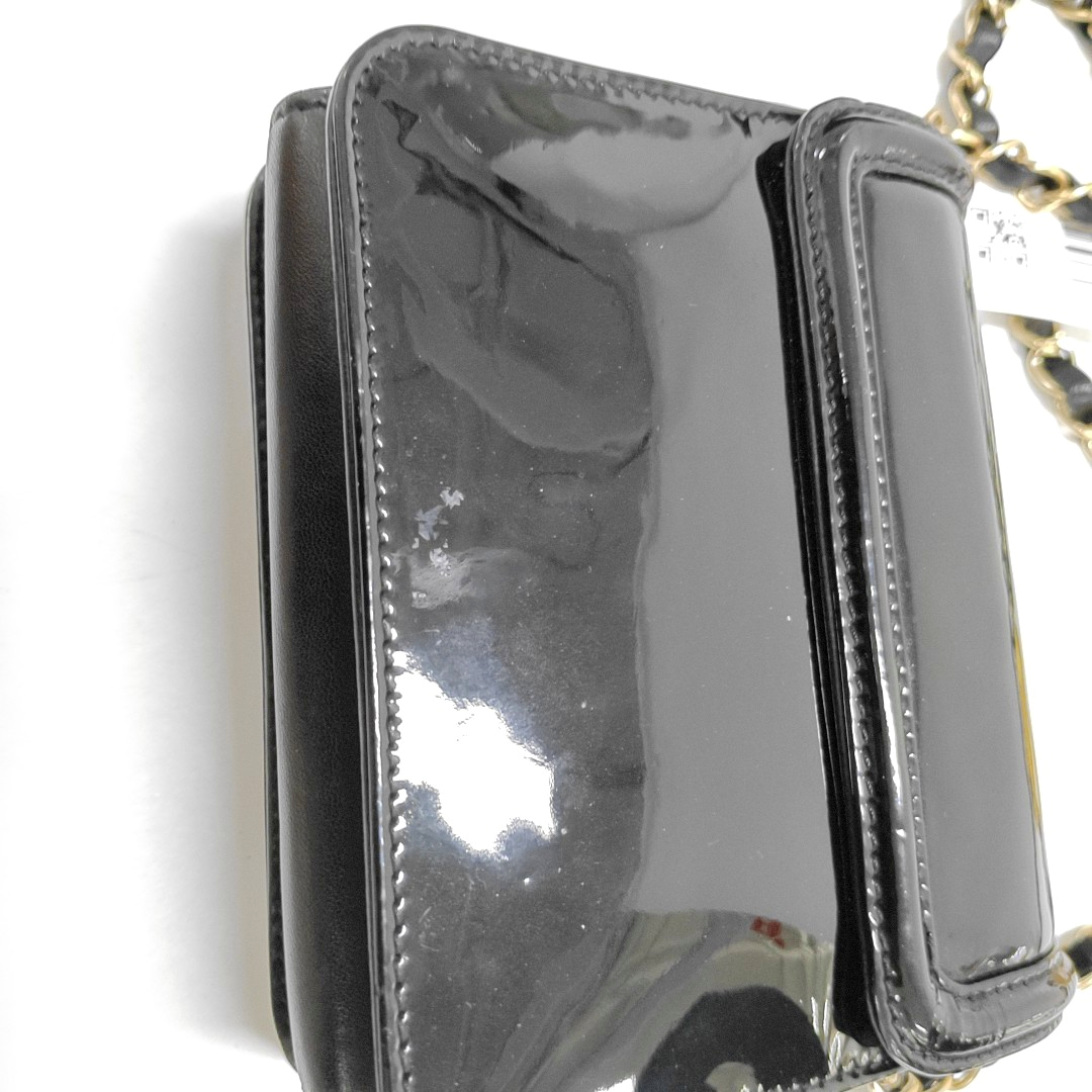 CHANEL 2.55 Black Patent Leather Single Shoulder Bag Crossbody Bag Golden Hardware 12 Clasp-(SKU)-956888916