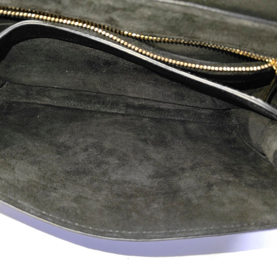 CELINE 16 Teen Black Calfskin Shoulder Bag with Gold Hardware and Detachable Strap-(SKU)-959806698