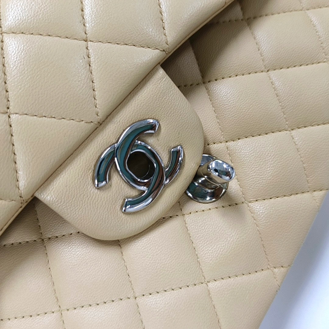 CHANEL CLASSIC FLAP Medium Beige Lamb Leather Quilted Shoulder Bag with Removable Strap-(SKU)-966780934