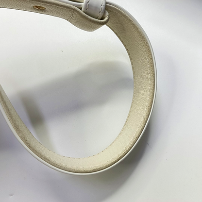 CHANEL BOY CHANEL White Patent Leather Quilted Shoulder Bag Crossbody Bag Gold Hardware 26 Clasp Detachable Strap-(SKU)-963892900