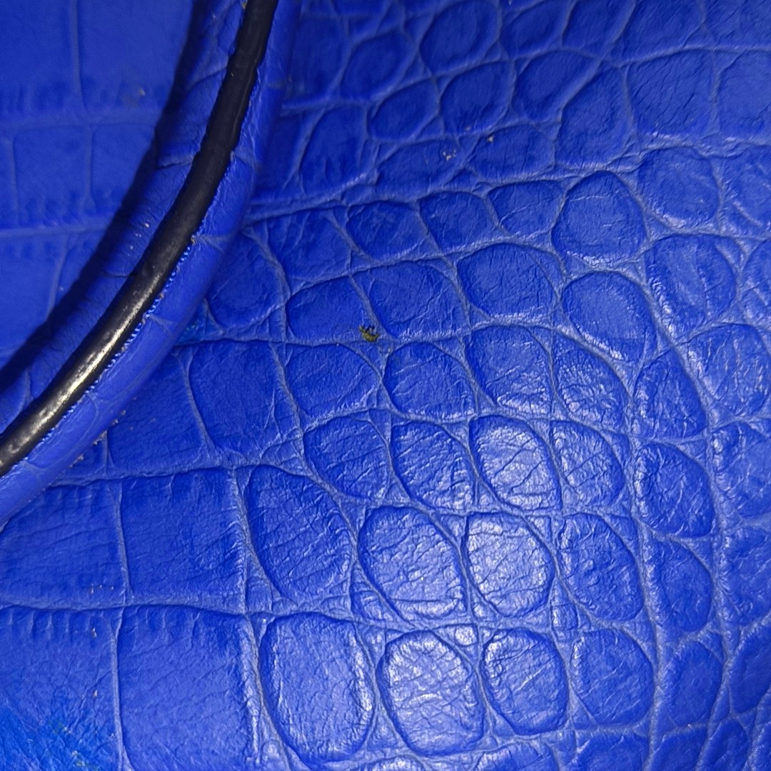 MCM NUOVO Blue Leather Crocodile Print Handbag Golden hardware-(SKU)-14502100