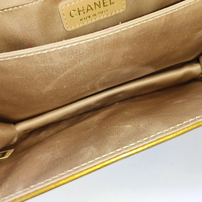 CHANEL MADISON Yellow Patent Leather Quilted Shoulder Bag, Gold Hardware, 11 Compartments-(SKU)-965813701