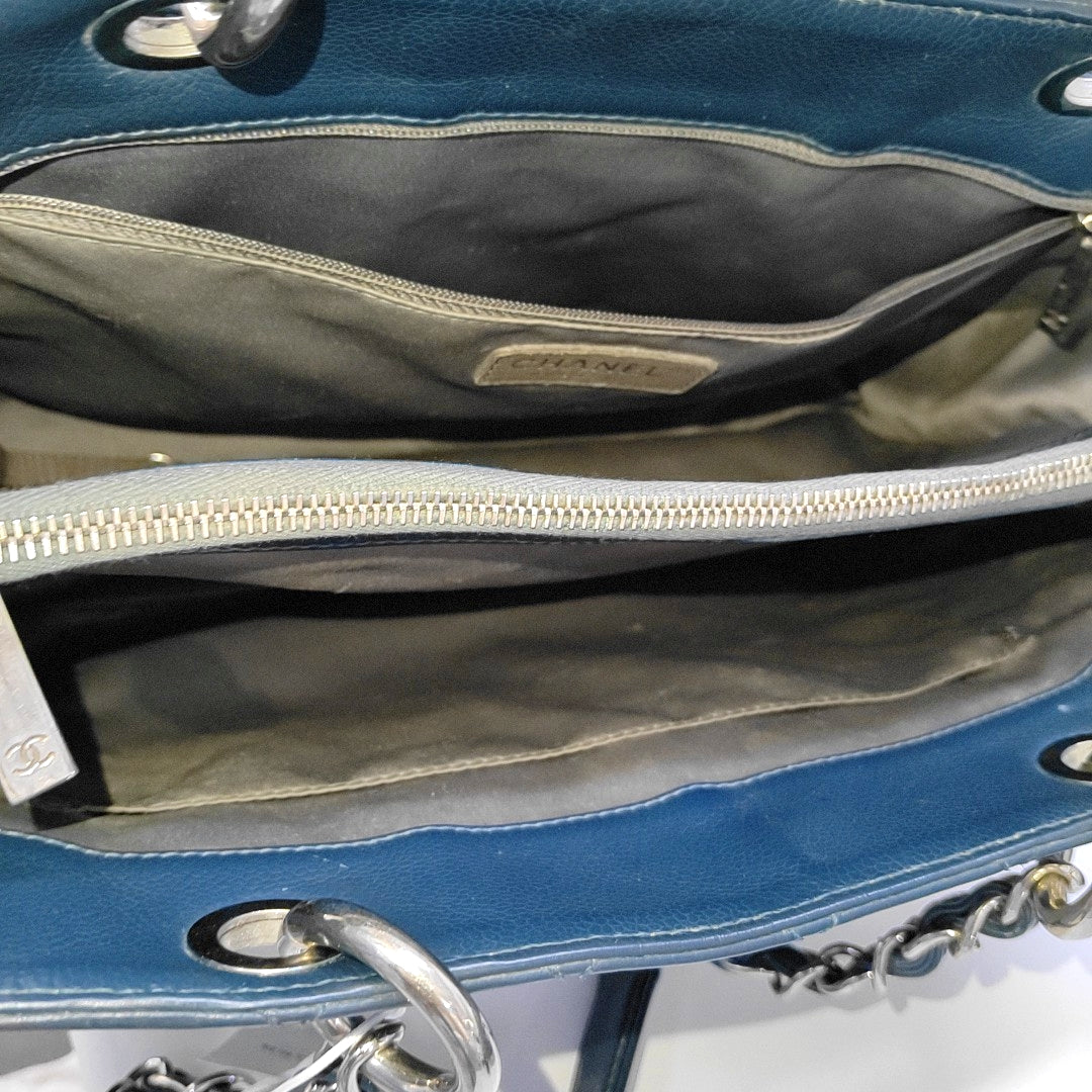 CHANEL CHANEL GST Large Blue Calfskin Quilted Matelassé Shoulder Bag Silver Hardware 17 Clasp-(SKU)-966451937