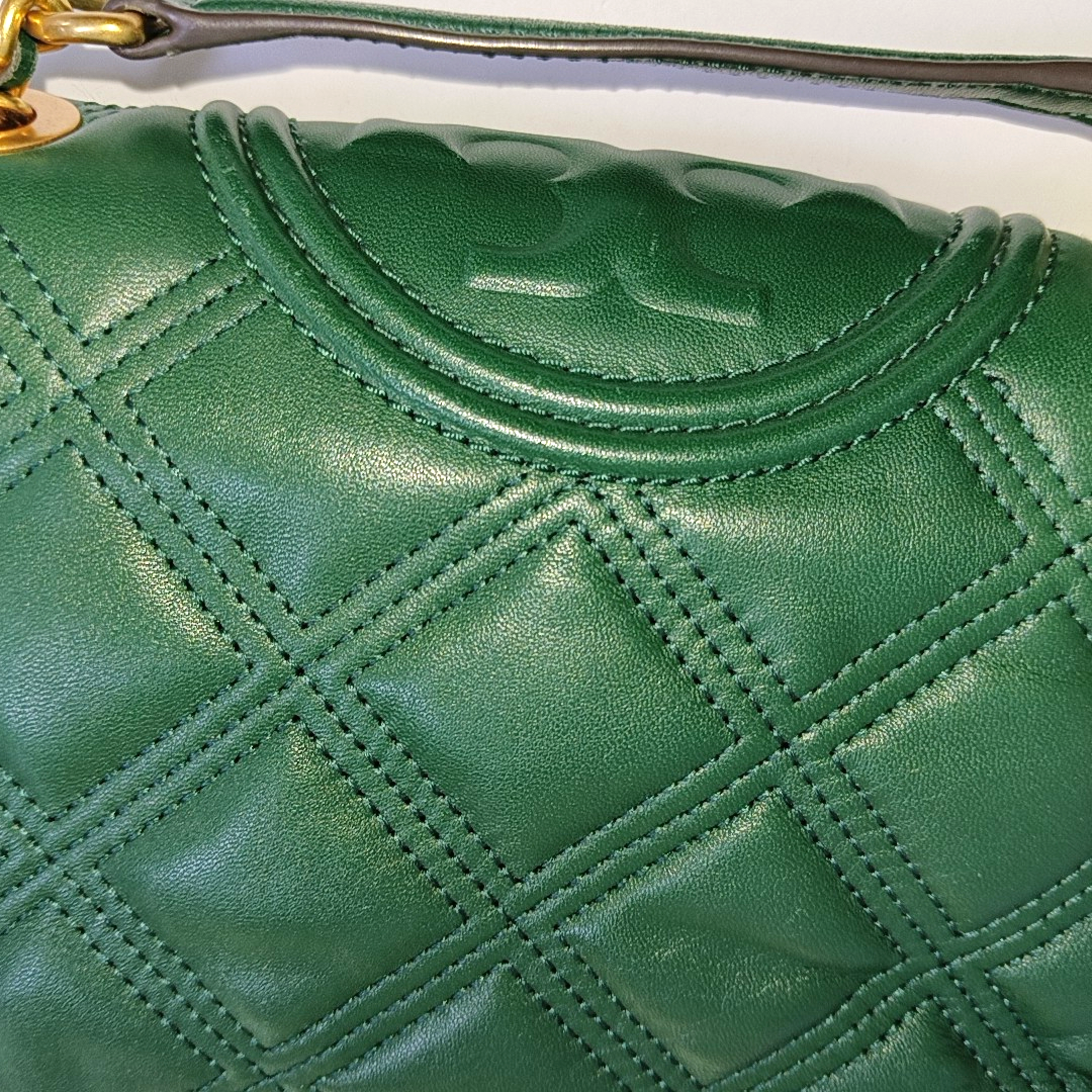 TORY BURCH Fleming Small size Dark Green Calfskin Quilted Crossbody Bag Single Shoulder Bag Golden hardware-(SKU)-942679197