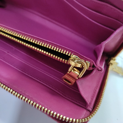 Miu Miu Pink sheepskin quilted wallet Golden hardware-(SKU)-946701316