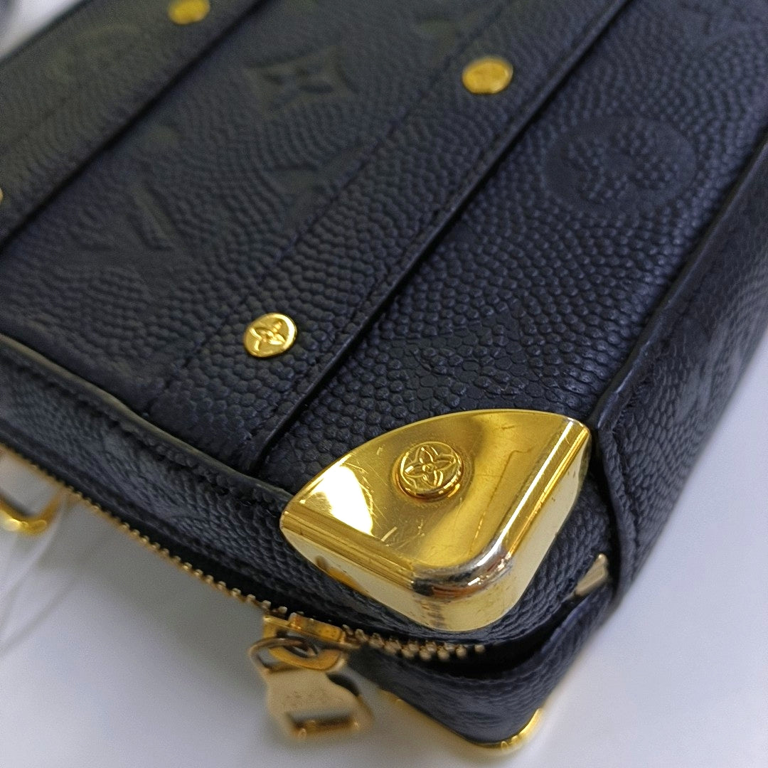 LOUIS VUITTON TRUNK Black Cowhide Messenger Bag Crossbody Bag Handbag Shoulder Bag Golden Hardware Removable Shoulder Strap-(SKU)-967326841