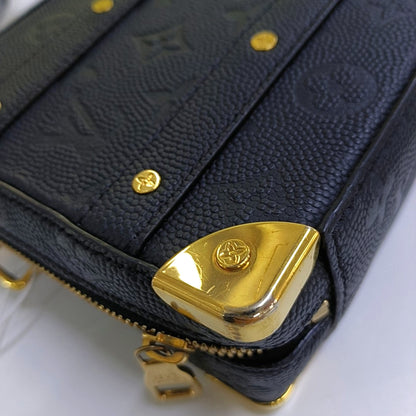 LOUIS VUITTON TRUNK Black Cowhide Messenger Bag Crossbody Bag Handbag Shoulder Bag Golden Hardware Removable Shoulder Strap-(SKU)-967326841