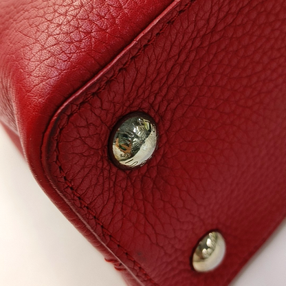 LOUIS VUITTON CAPUCINES Medium Red Leather Diagonal Shoulder Bag with Detachable Strap-(SKU)-958635265