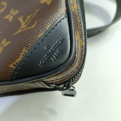 LOUIS VUITTON UTILITY SIDE Brown Coated Canvas Monogram Vernis Camera Bag Fanny Pack Crossbody Bag Shoulder Bag Adjustable Strap Black Hardware 2 Removable Shoulder Straps-(SKU)-945801614