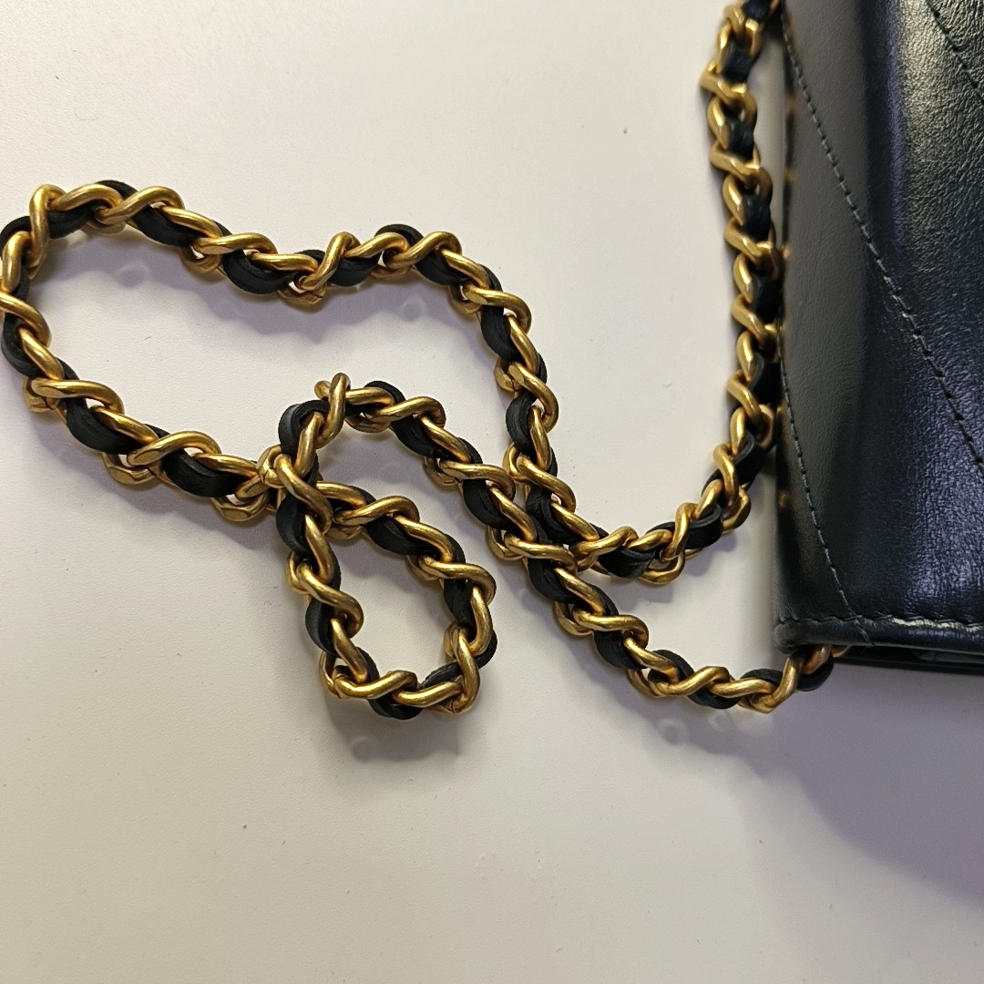 CHANEL MEDAL ENVELOPE Dark Blue Calfskin Quilted V-Shape Shoulder Bag with Gold Hardware-(SKU)-963604002