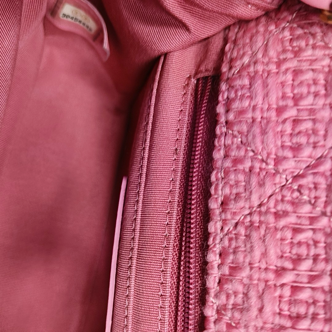 CHANEL CLASSIC FLAP Mini Pink Wool Grained Quilted Flap Bag Crossbody Shoulder Bag with Gold Hardware and 30 Opening-(SKU)-960500213