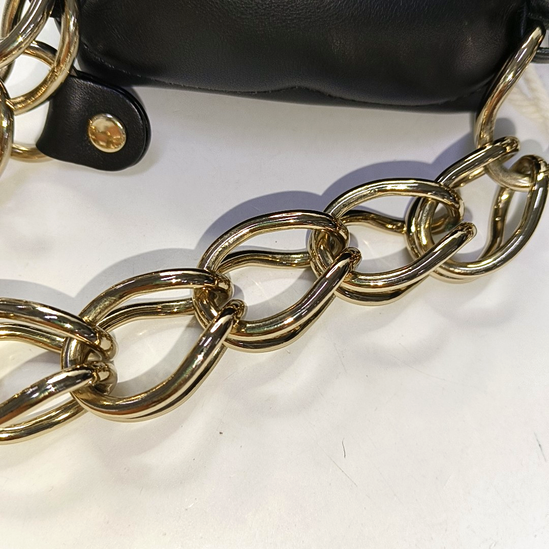 Chloé Black Cowhide Quilted Handbag Golden hardware-(SKU)-957491982