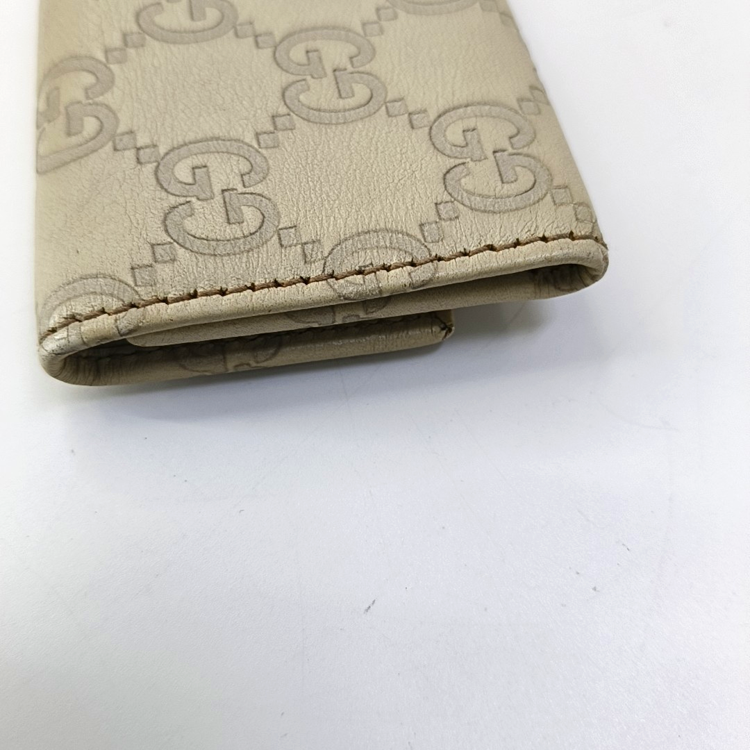 GUCCI White Leather Monogrammed Key Case Golden hardware-(SKU)-956774135