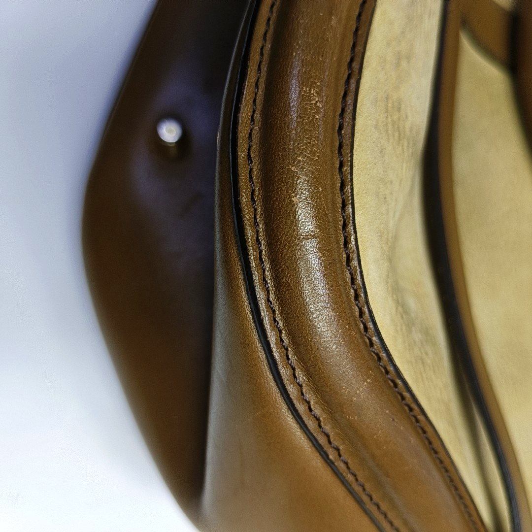 BURBERRY Milverton Khaki Leather Tote Golden hardware-(SKU)-951123220