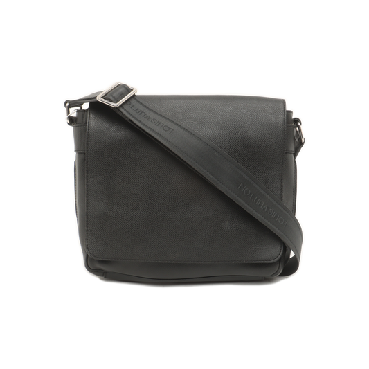 LOUIS VUITTON Black Cowhide Single Shoulder Bag Crossbody Bag Silver Hardware-(SKU)-939481514