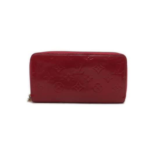 LOUIS VUITTON Fuchsia Patent Leather Crinkled Wallet Golden hardware-(SKU)-939810629