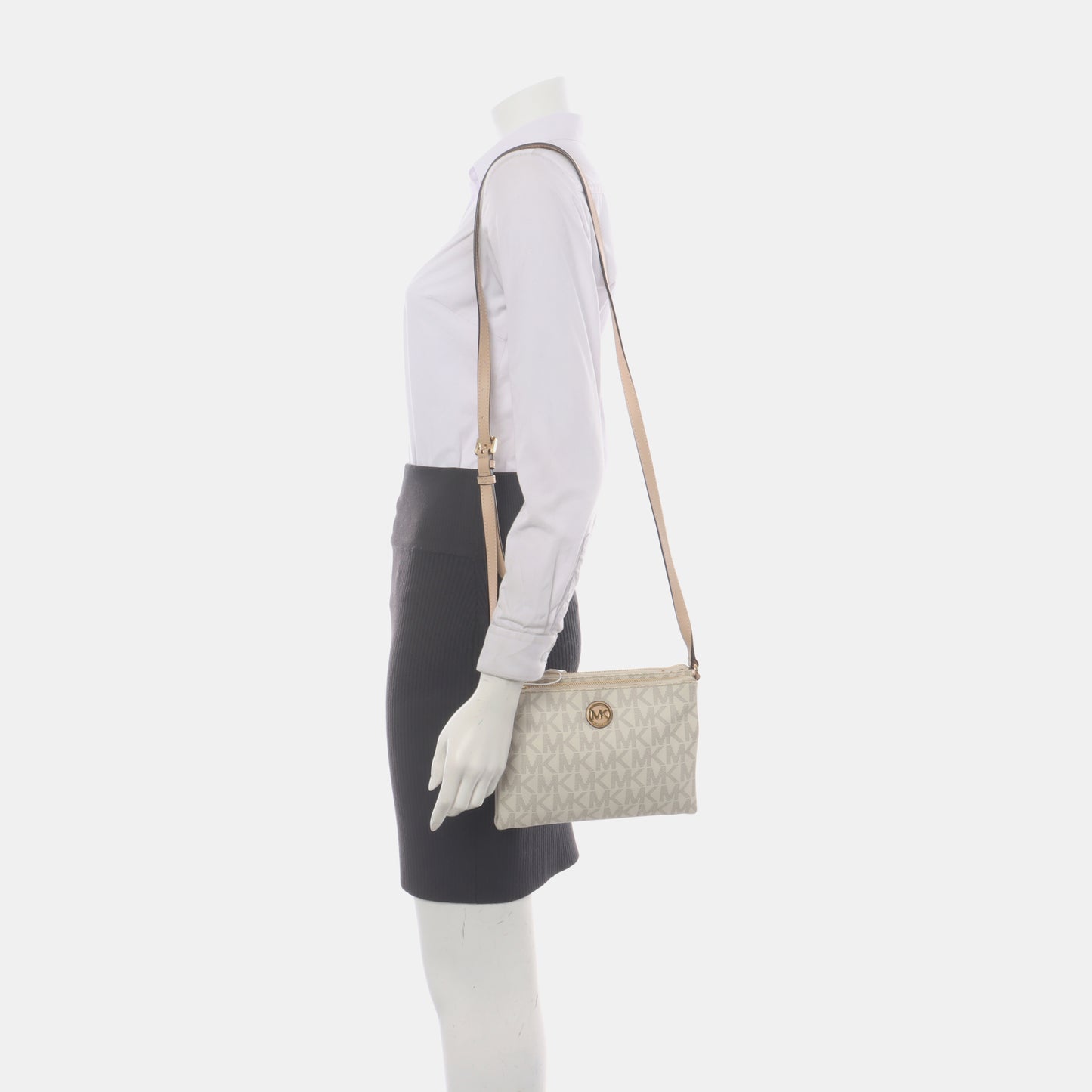 MICHAEL KORS White coated canvas vintage crossbody bag shoulder bag Golden hardware-(SKU)-934664415