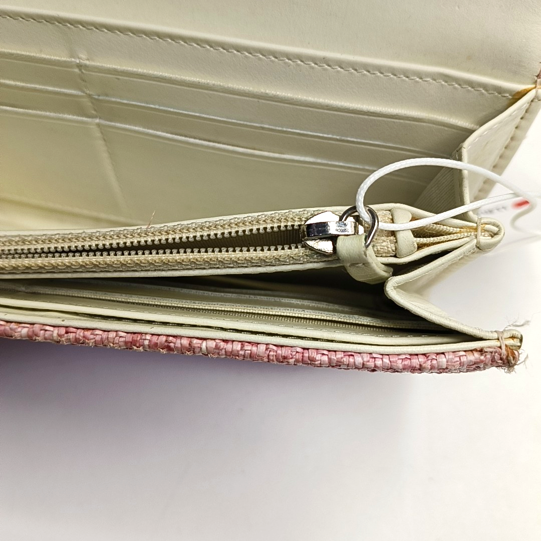 CHANEL DEAUVILLE Pink fabric wallet Silver Hardware 18nan-(SKU)-953641586