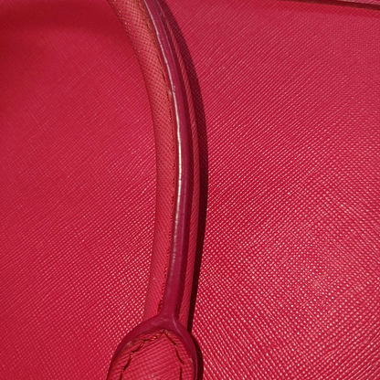 MCM NUOVO Red Leather Embossed Shoulder Bag Tote Bag Crossbody Bag Golden hardware Removable shoulder strap-(SKU)-14100965