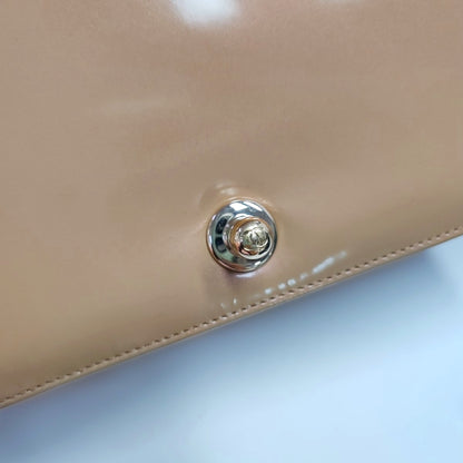 CHANEL BOY CHANEL Medium Brown Patent Leather Quilted Shoulder Bag Crossbody Bag with Detachable Strap Gold Hardware 22 Compartments-(SKU)-971345754